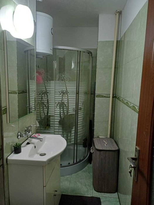 Garsoniera de închiriat