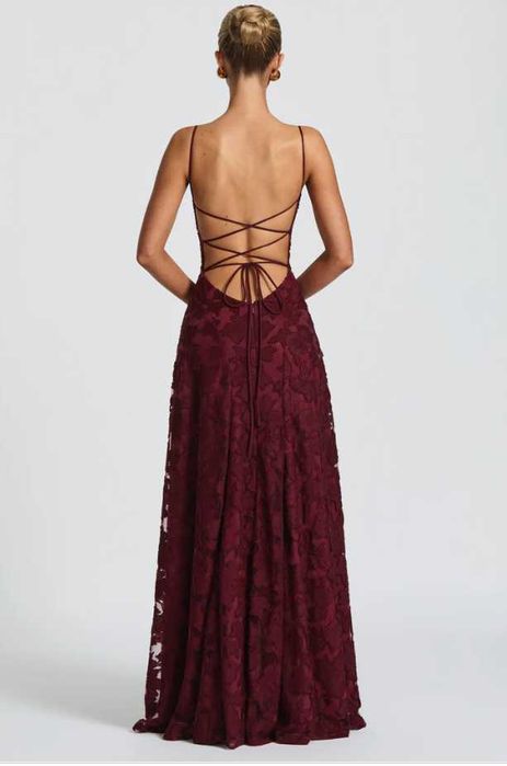 Rochie noua lunga eleganta marime XS-potrivita pentru banchet sau nunta