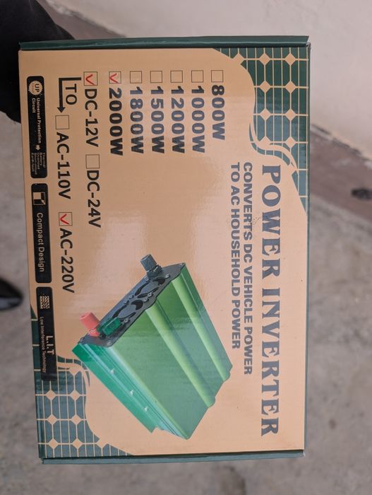Продам инвертор 2000w 12v на 220v