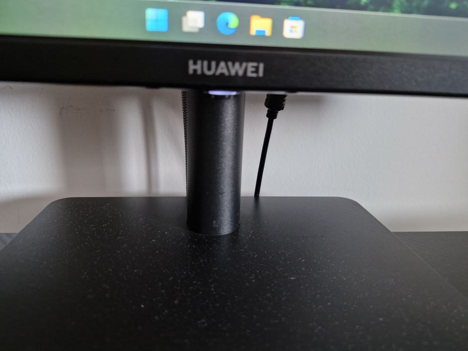 Monitor Huawei Matewiew SE