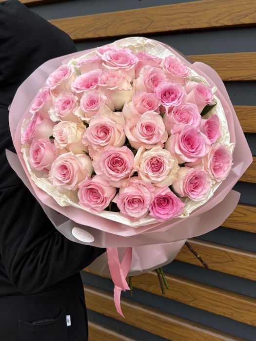 Продам нежный букет из роз