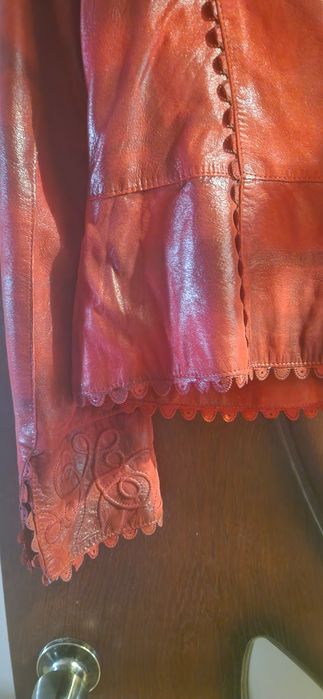 Продаю кожанный пиджак