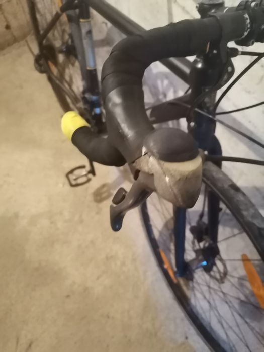 Vând bicicletă gravel kona rove al