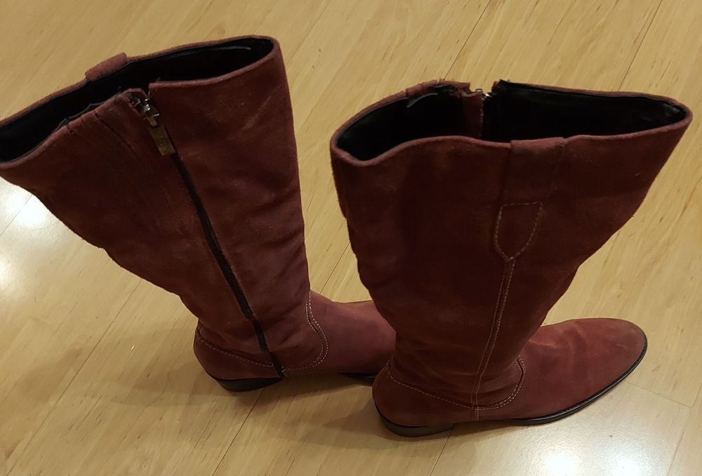 Високи дамски ботуши от естествен велур тъмно червени