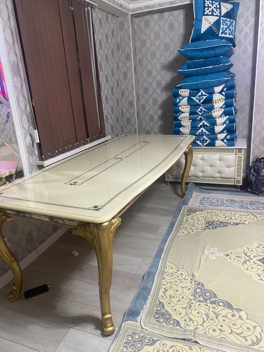 Продается Стол 2м/90см