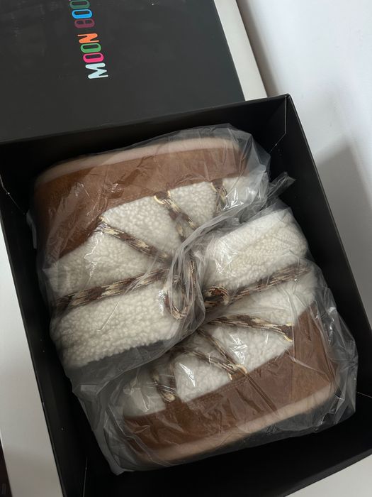 Апрески Moon boot