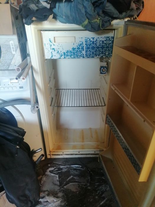 Холодильник Бирюса