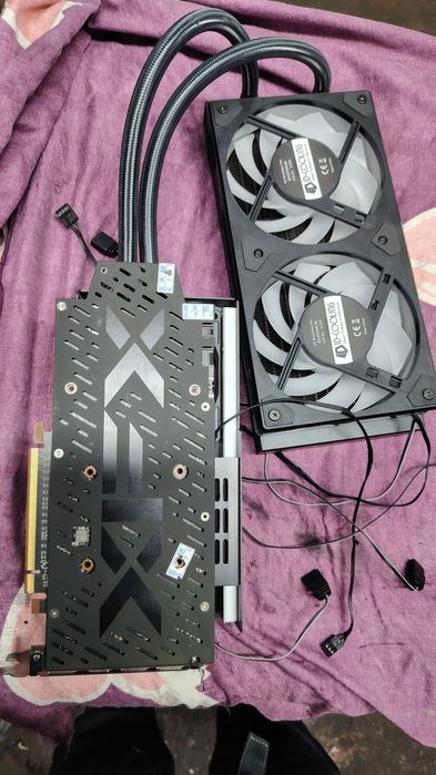 Продам XFX Radeon RX 5700 XT