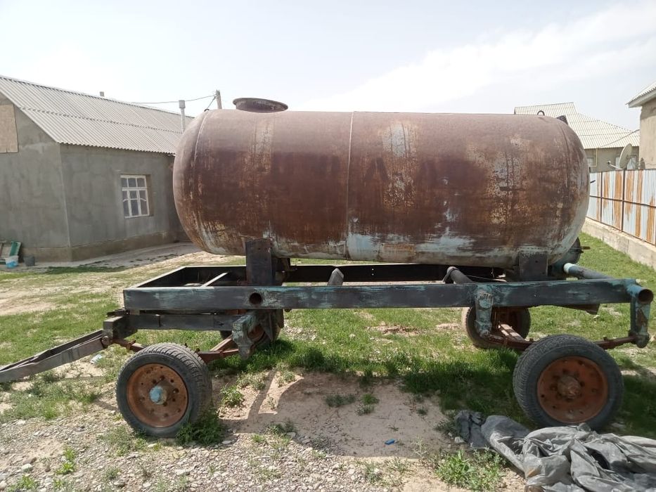 Цистерна с прицепом