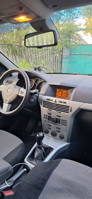 Продам Опель Астра H