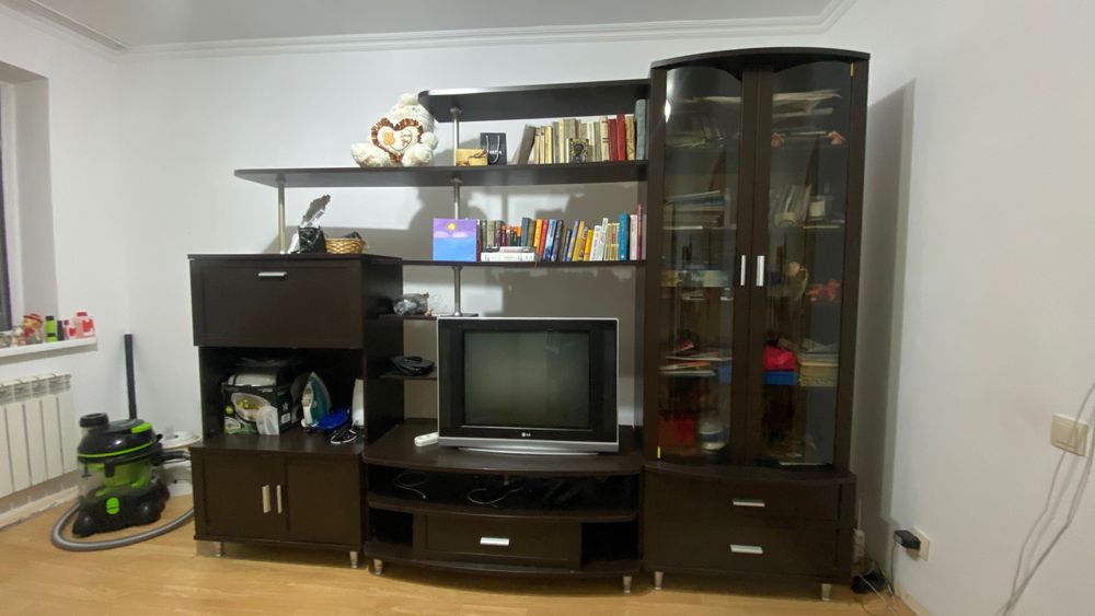 Стенка горка в зал/гостиную 2,8м