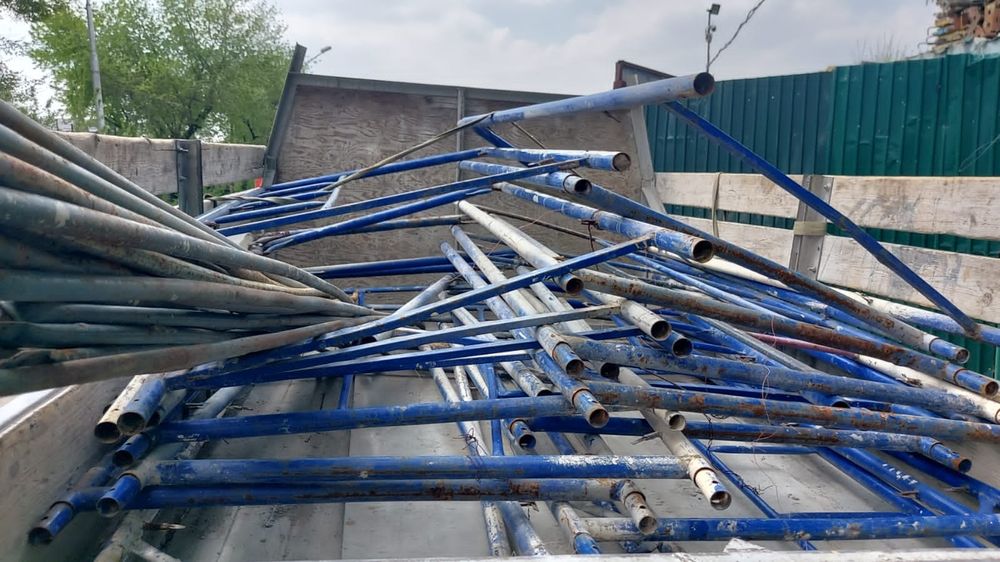 Покупаем леса строительные...