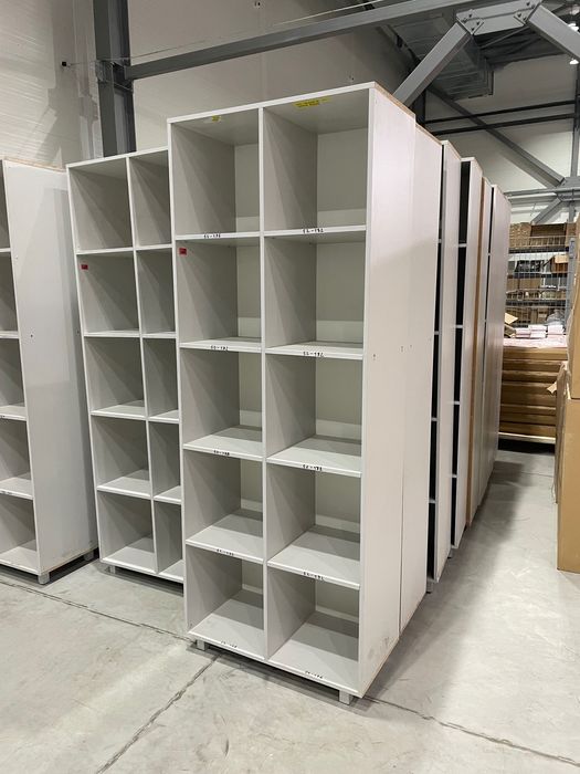 Шкафы ячеечные для одежды