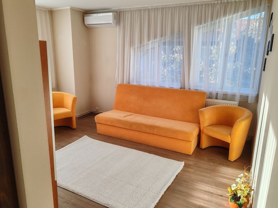 Apartament 2 camere de închiriat — fotografia 1