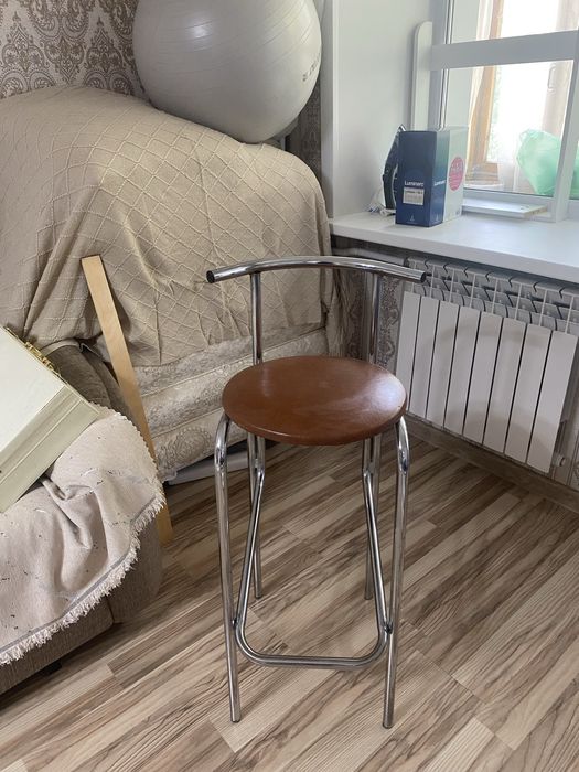 продам барный стул