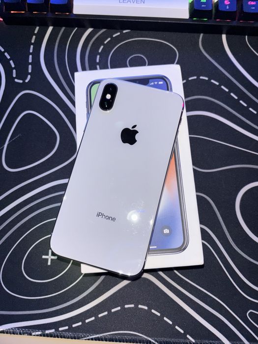 Продам Iphone x 64gb silver