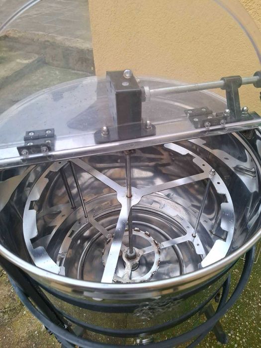 Радиална центрофуга 12 магазински рамки