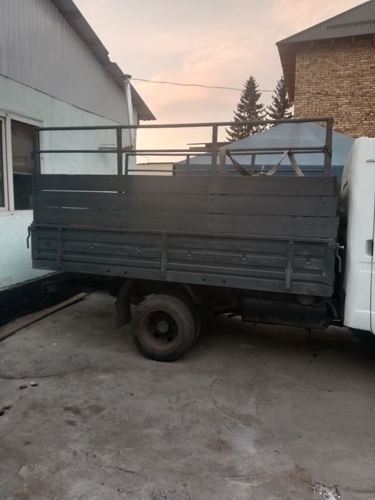 Газель бортовой в хорошем состоянии