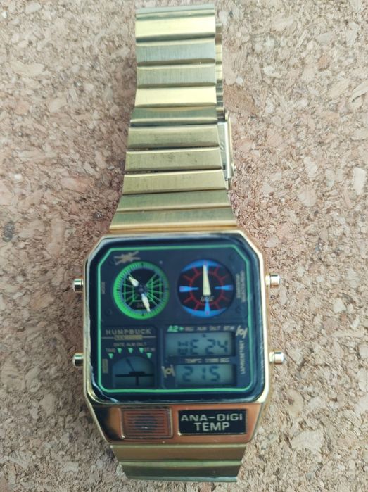 Часовник humpbuck ck 0004