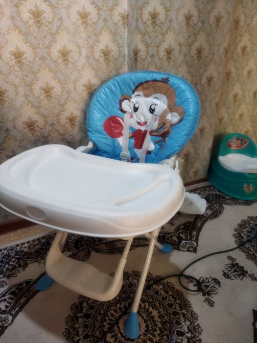 Стол для ребенка