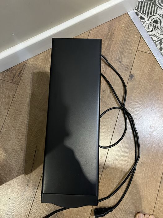 Бесперебойник (ИБП) DEXP IEC Pro 2000VA Dexp