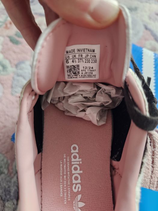 Adidas cow print 37 true to size, piele