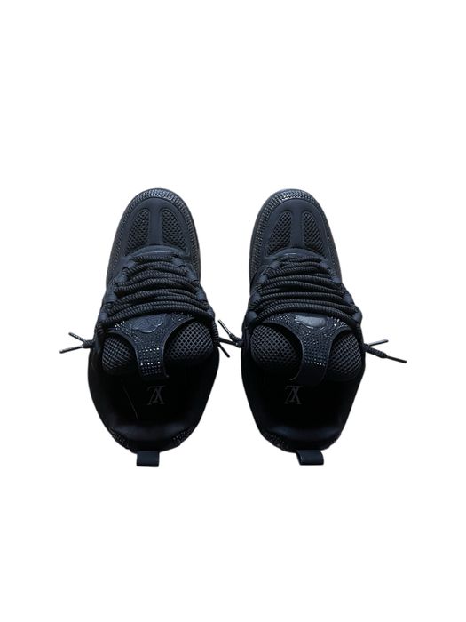Lv skate black crystal