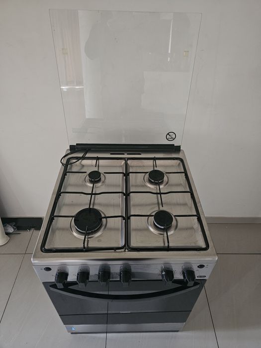 Aragaz Zanussi in stare foarte buna