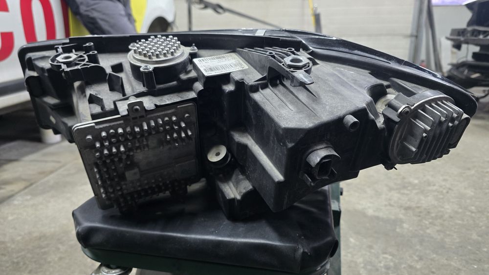 Faruri bmw g20 g21 seria 3 cu calculatoare stanga dreapta