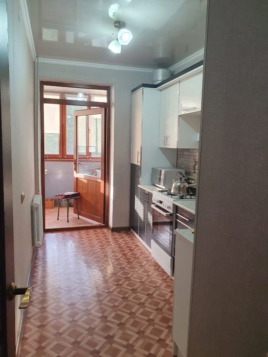 Продам двух комнатную квартиру