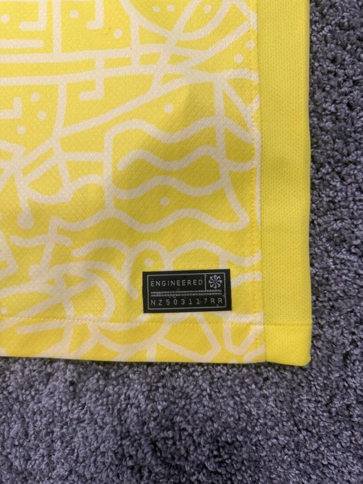Vand tricou Brasil 13-14 ani