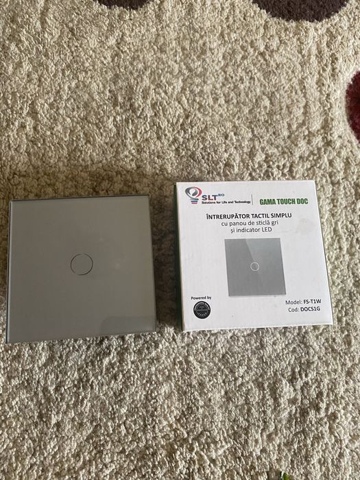 Intrerupator tactil si indicator led