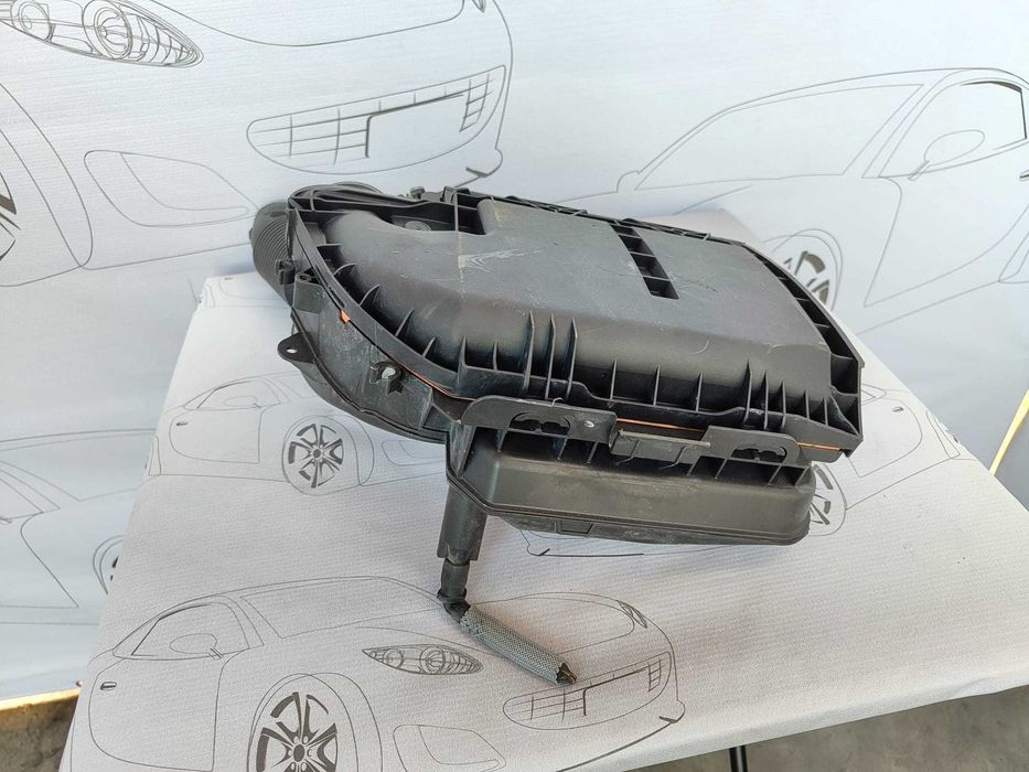 Carcasa Filtru Aer cu Debitmetru Citroen C4 Picasso Minivan 2013–2018 / Cod OEM 96 730610 80 (1A4)