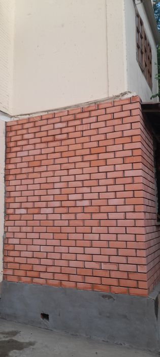 Кладка кирпичом балконов установка новые рамы решотки козерки