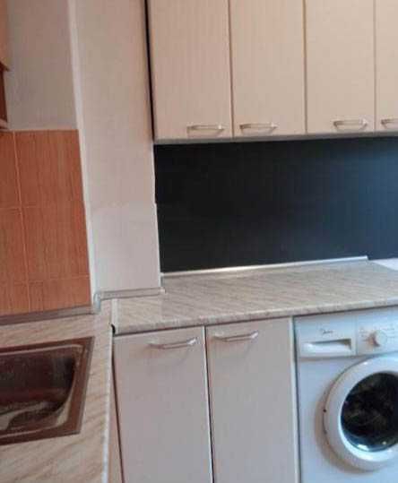Дава се под наем Двустаен апартамент в София, Яворов - 50 кв.м за 570 € - Снимка #2
