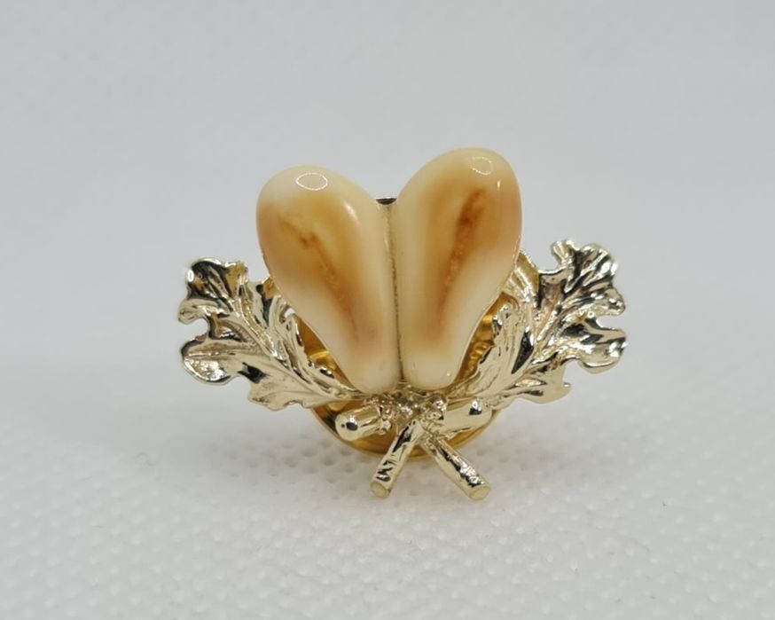 Podoabă de vânătoare aur 14k realizată manual