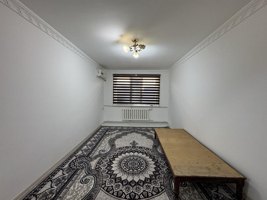 Urganch sh 2 xonali kvartira sotiladi.