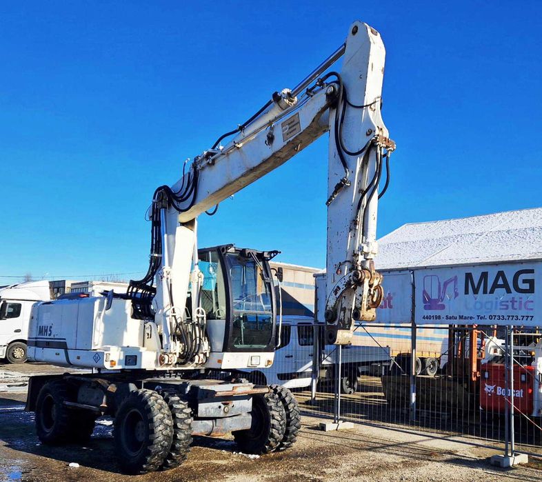 excavator pe roti O&K MH5