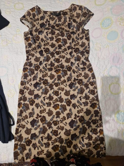 Продам платье  5000.т