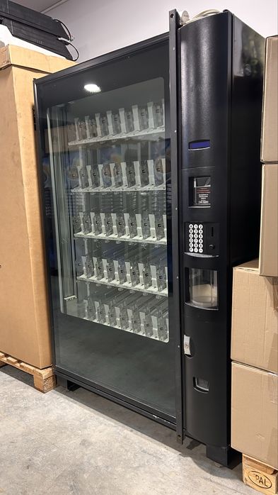 Dixie Narco Bev Max 3 Вендинг машини за безалкохолно 2бр.