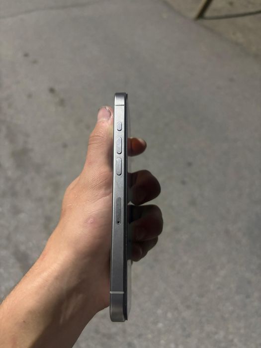 Продам айфон 15pro