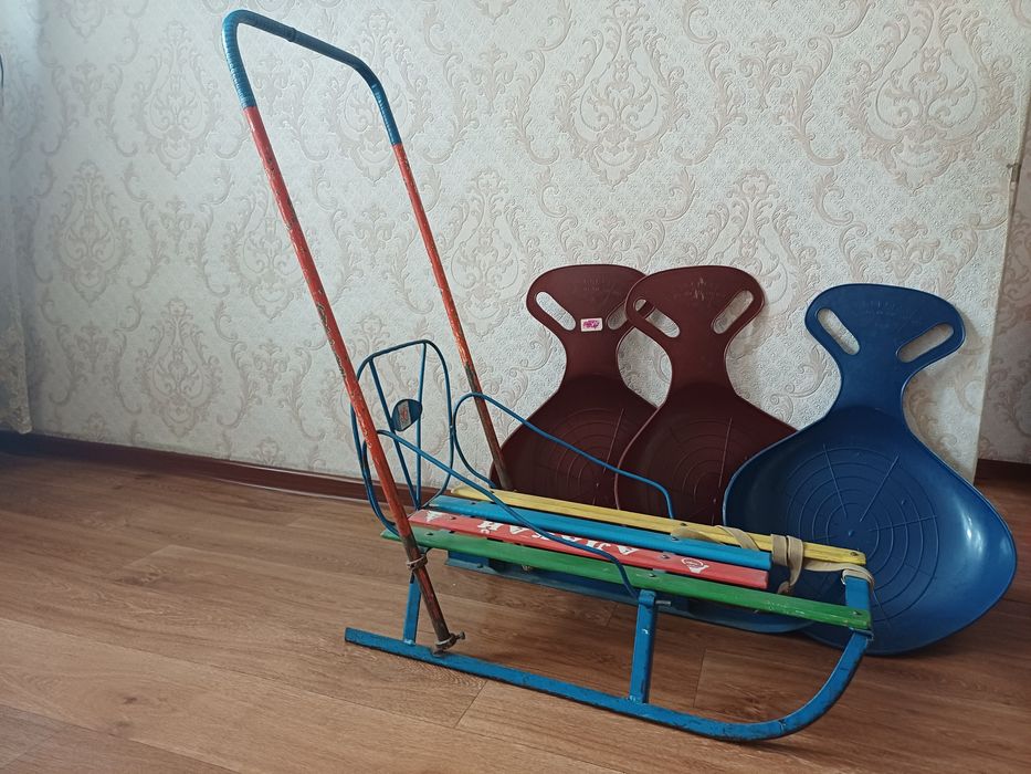 Продам санки. Состояние б/у