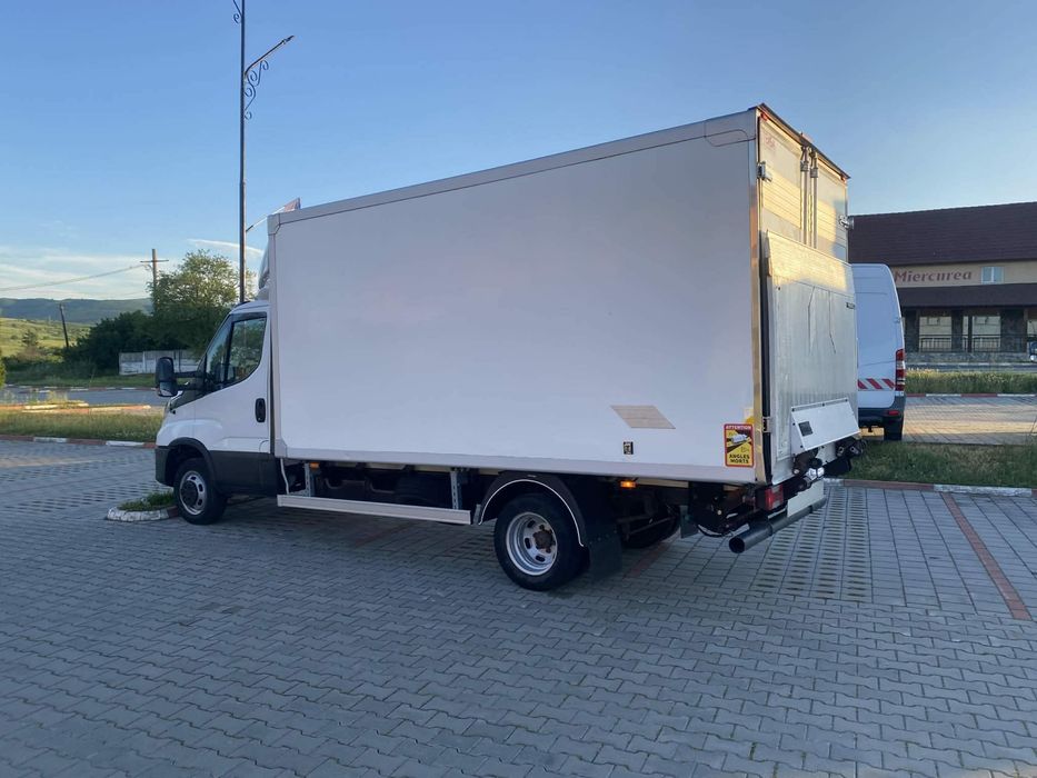 Iveco daly lift 750 kg 35c15/50c15/35c18 Mercedes sprinter 518/519/319