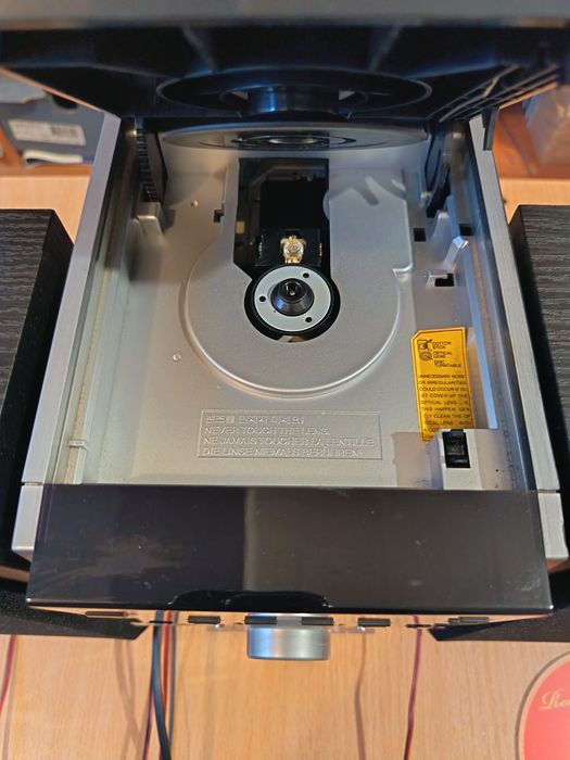 Vând combină audio LG