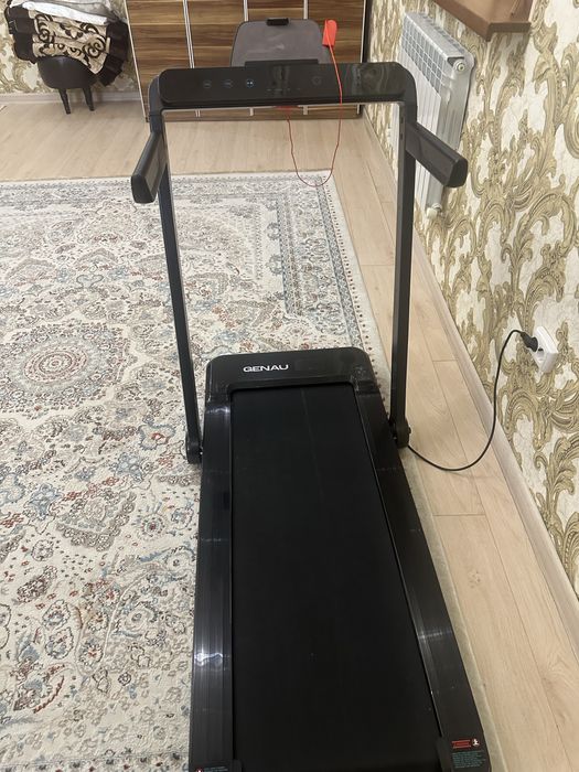 Беговая дорожка GENAU