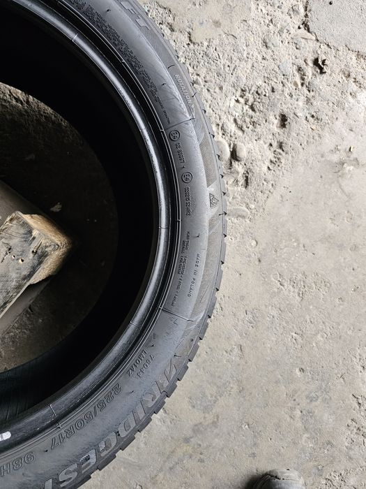4 anvelope iarna 225 50 17 Bridgestone Runflat 2023