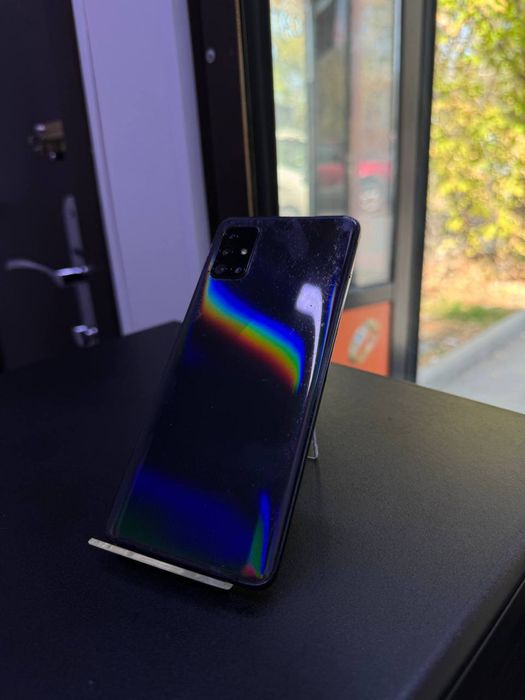 Samsung Galaxy A51 – стильный смартфон