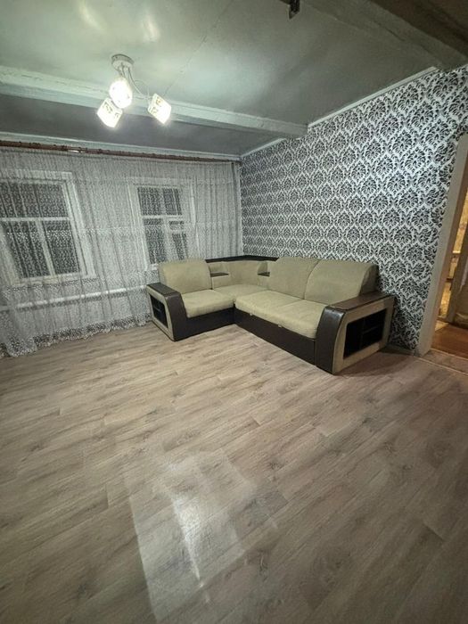 Срочно продам два дома в Рабочем поселкк