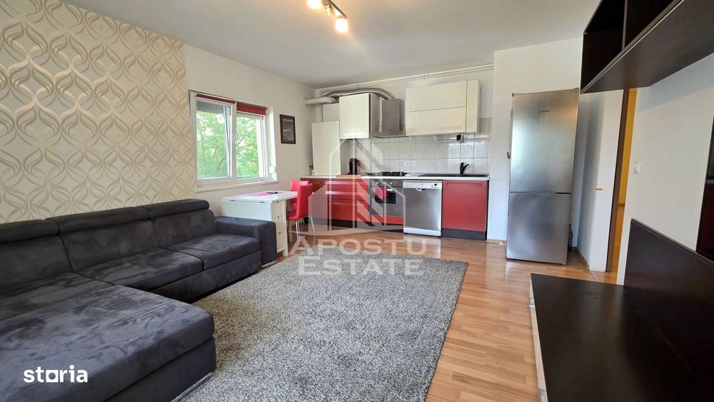 Apartament de vanzare cu 3 camere, bloc nou, centrala proprie,Aradului