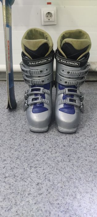 Горный лыжи и обувь размер 40-41